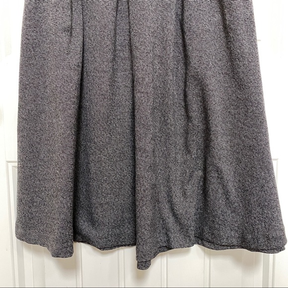 Urban by Urban Renewal Midi A Line Pleated Skirt - Picture 4 of 13